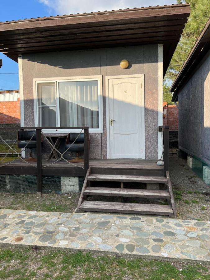 Mini-Hotel Forest Club Pizunda Exterior photo