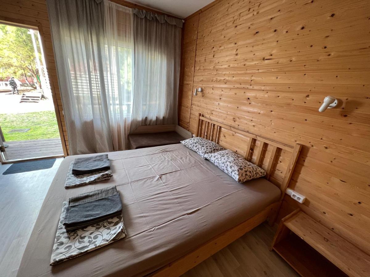 Mini-Hotel Forest Club Pizunda Exterior photo