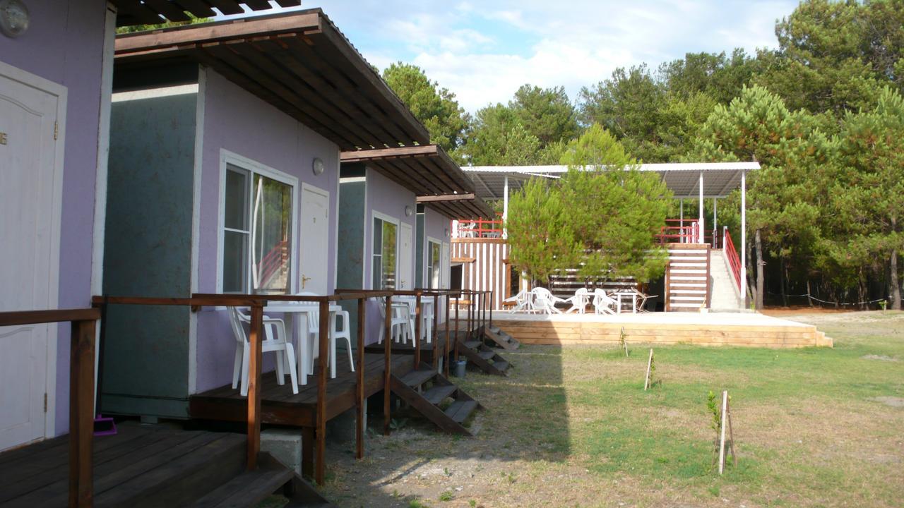Mini-Hotel Forest Club Pizunda Exterior photo
